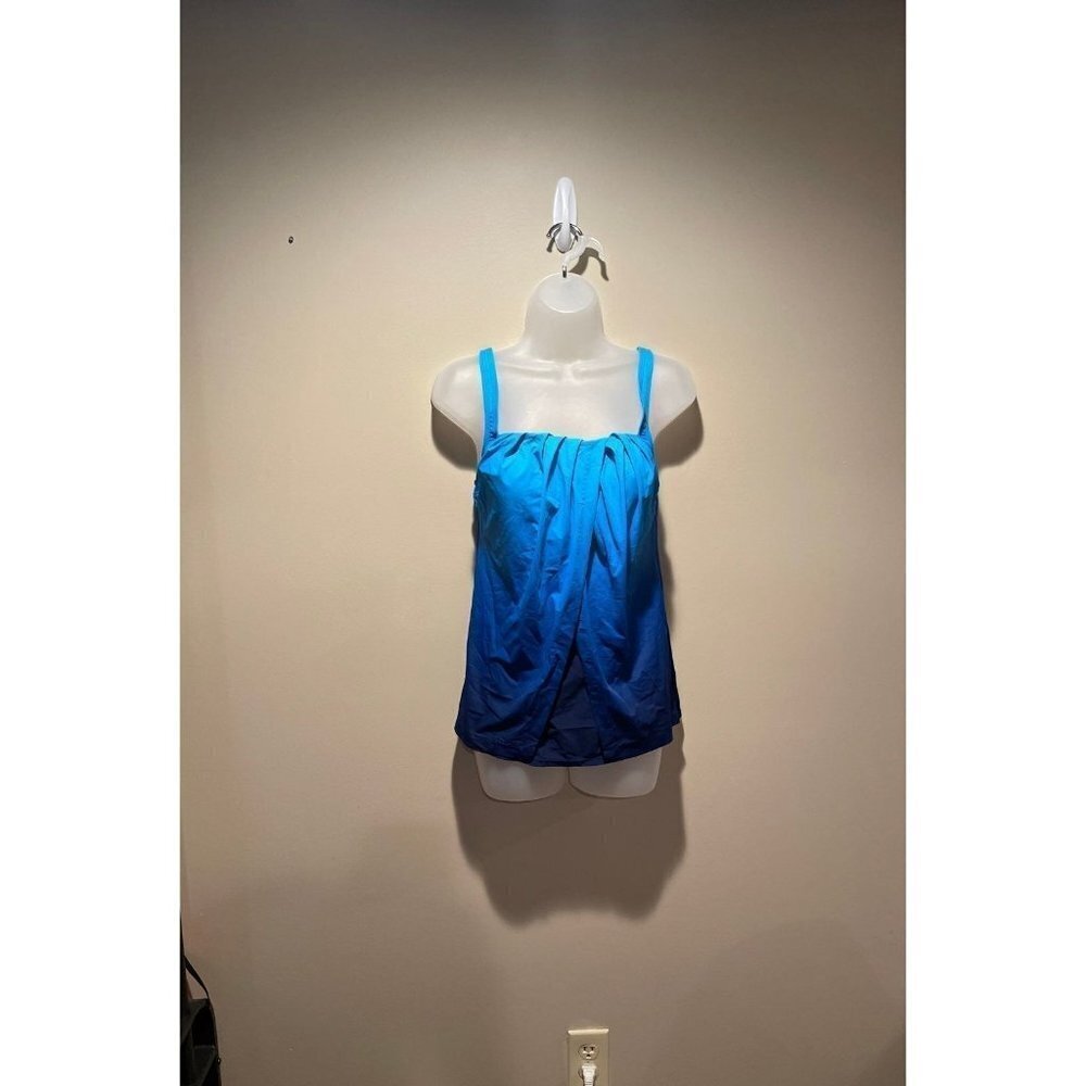 10 Lands End Tankini Top J01 19‎